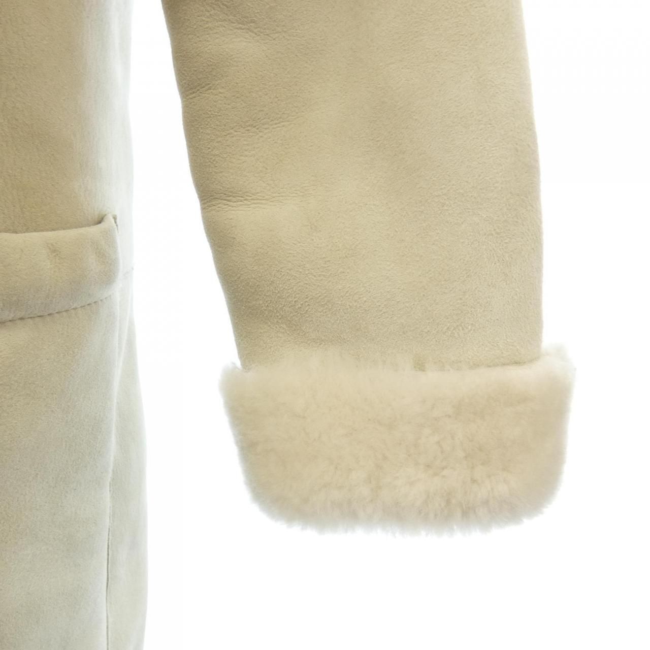 マックスマーラ　ムートンコート Max Mara(マックスマーラ) ムートン・ファーコート(レディース