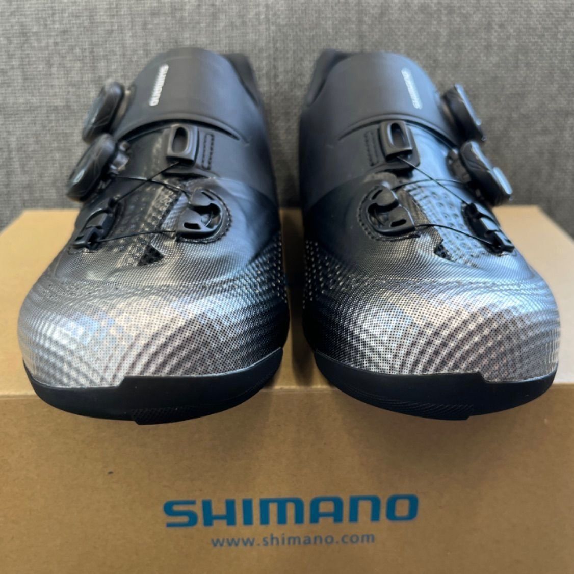 美品　シマノ　SHIMANO SH-RC702 42.5 ブラック シューズ SHIMANO ( シマノ ) ビンディングシューズ SH-RC702M クリムゾン