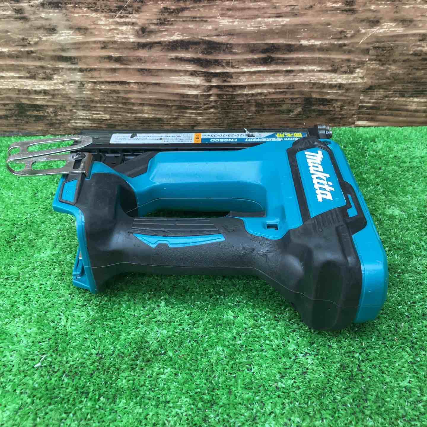 マキタ 充電式35mm面木釘打ち機