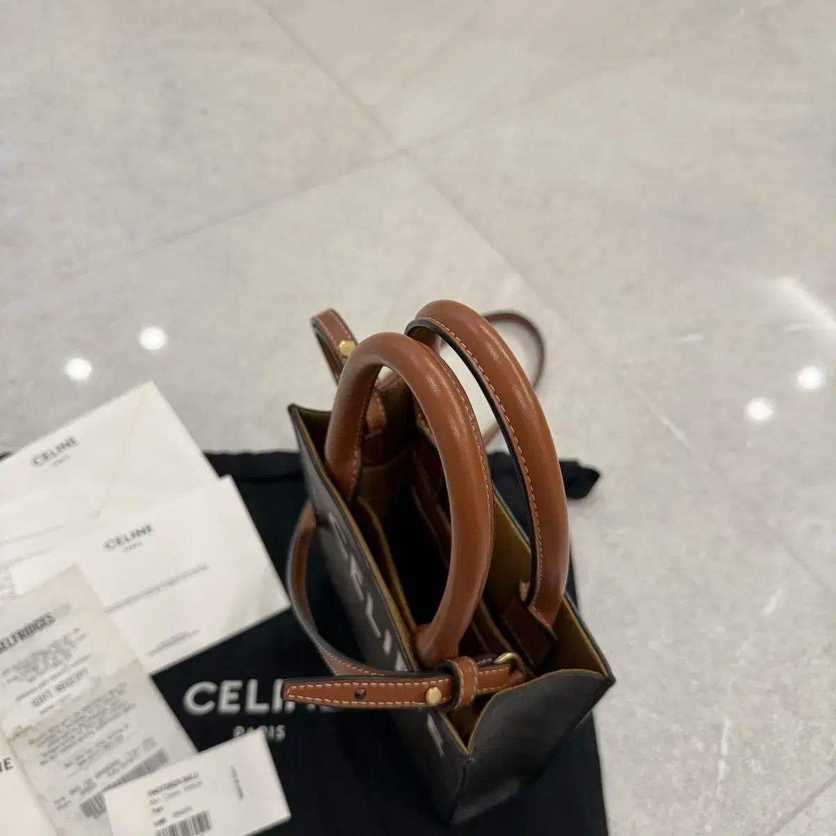 Celine セリーヌ