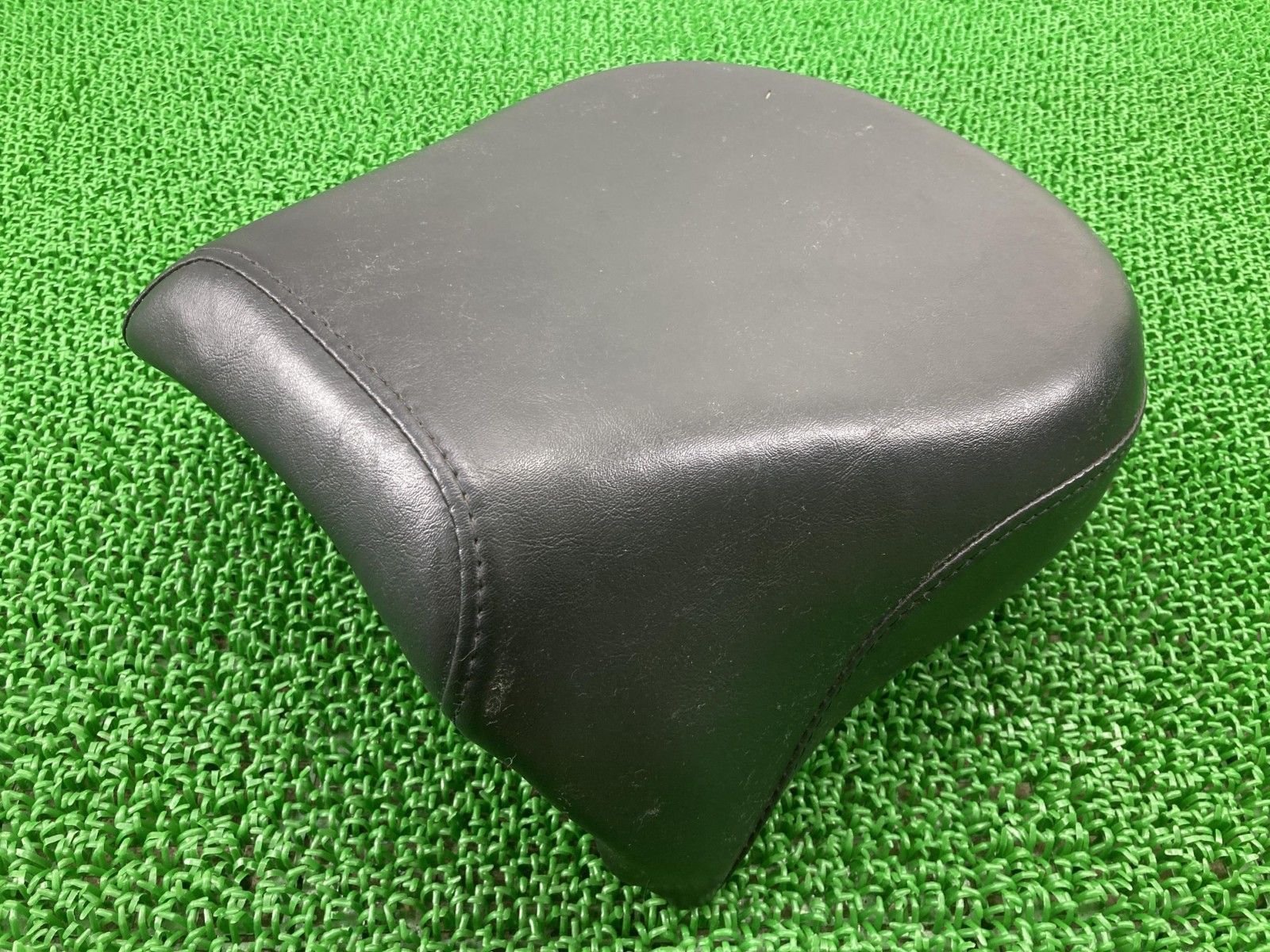 XL883 タンデムシート ハーレー 純正 バイク 部品 05年～06年 スポーツ