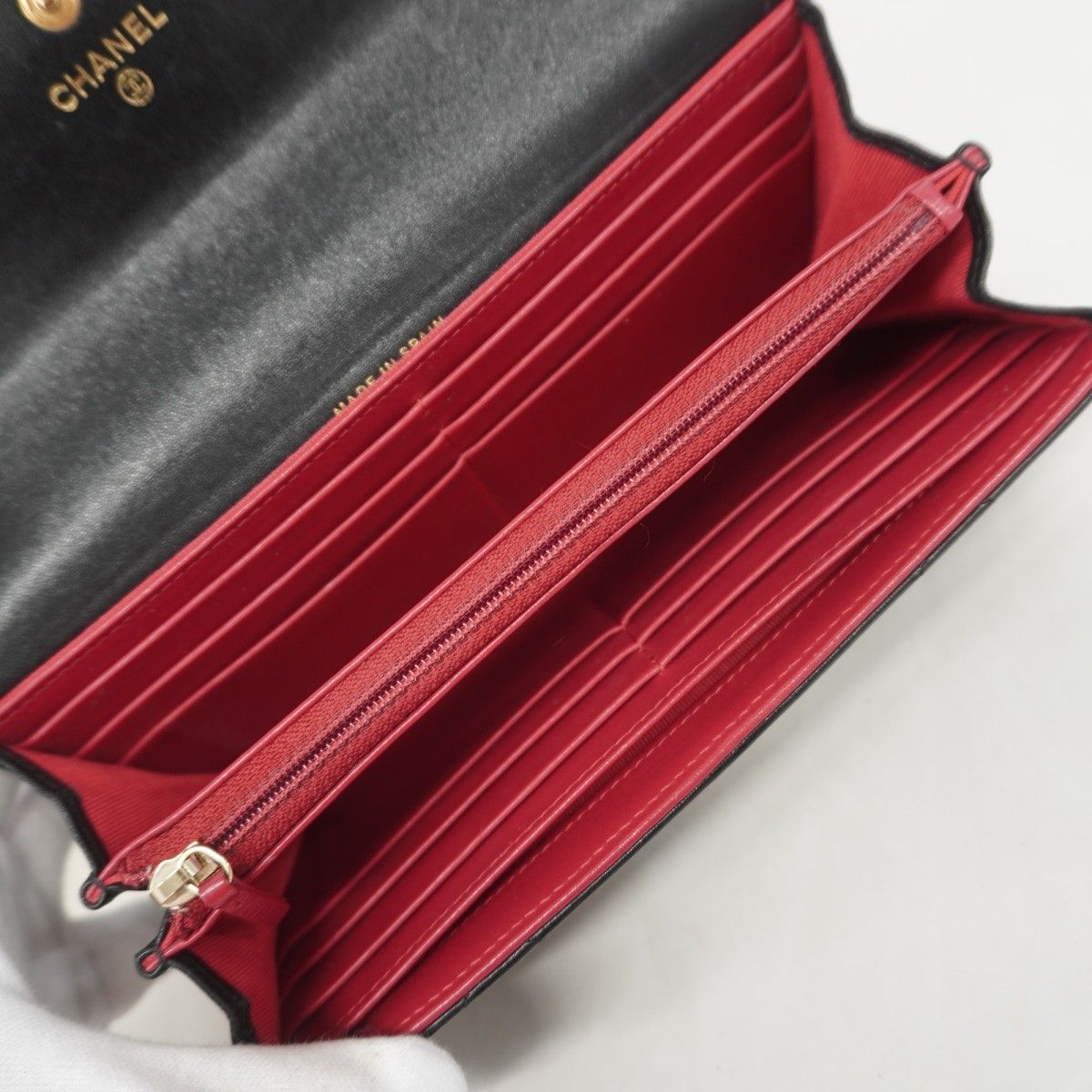 5eb2207】シャネル 長財布 シャネル19 ラムスキン ブラック ゴールド  
