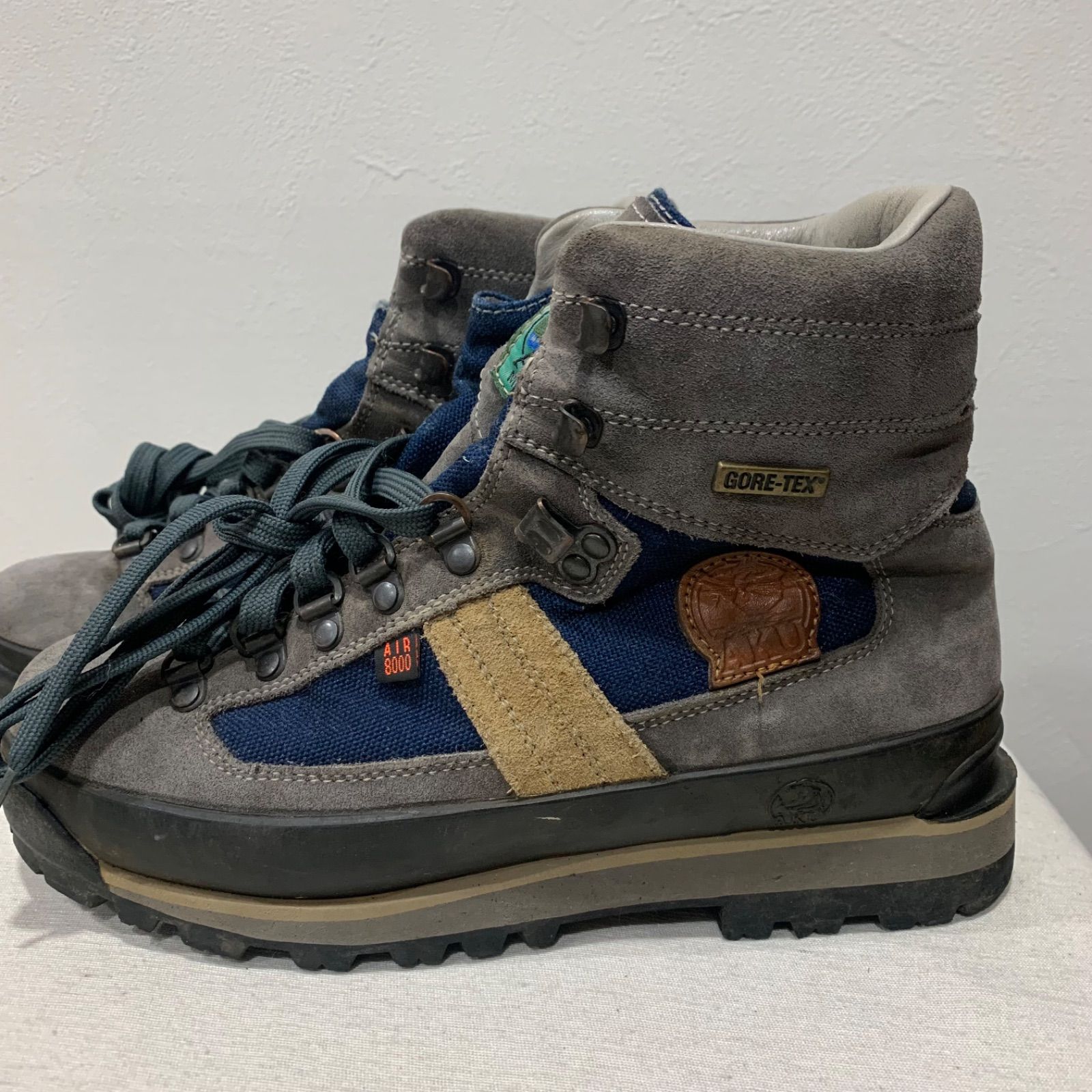 AKU アク 登山靴 トレッキングブーツ GORE-TEX Vibramソール