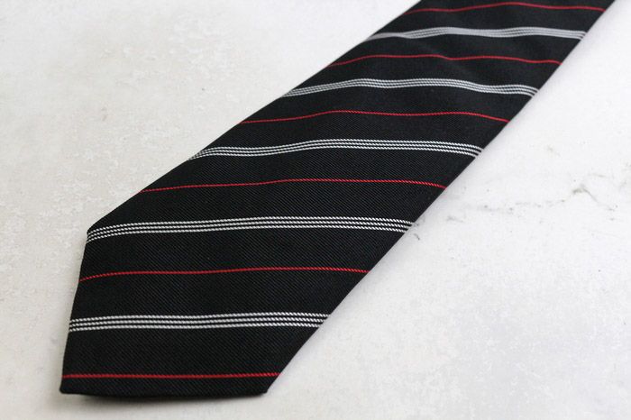 【美品】 バーバリーブラックレーベル ネクタイ ホースロゴ ブラック ストライプ 美品】バーバリーブラックレーベル ネクタイ ブラック ストライプ