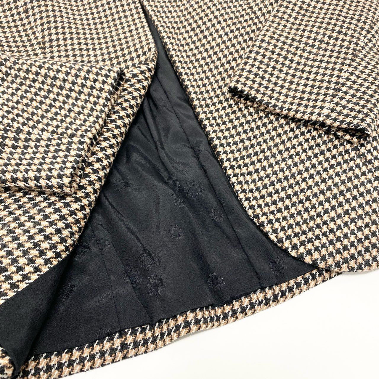 23i17 《極美品》 LARDINI ラルディーニ テーラードジャケット