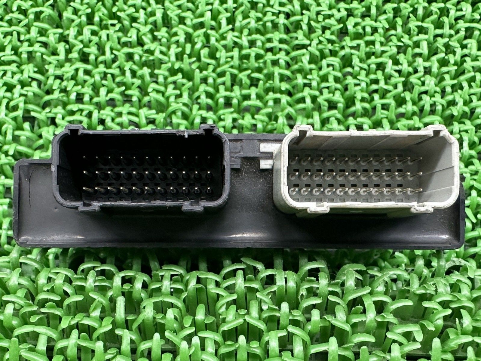 CB650R ECU ホンダ 純正 バイク 部品 RH03 ECM PGM-FIユニット 機能的問題なし 品 車検 Genuine oD