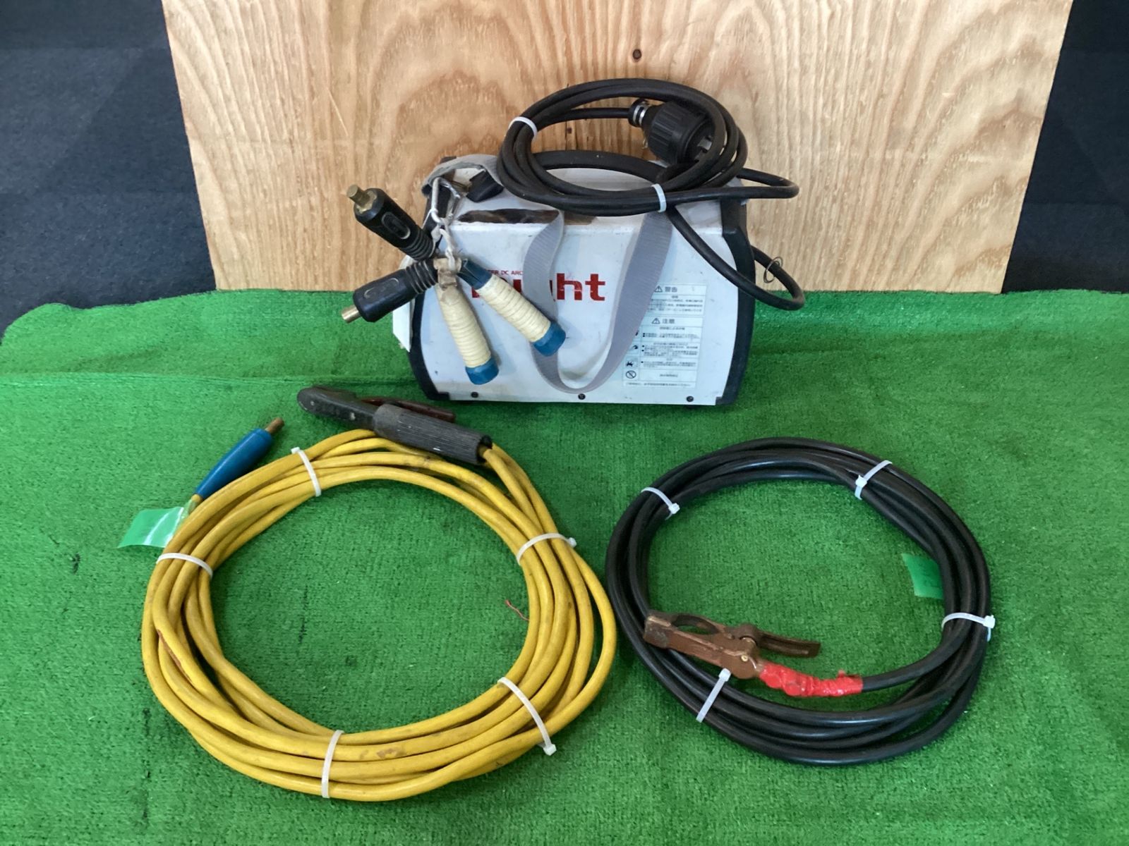 ジャンク品】 マイト工業 MA-200DF 直流アーク溶接機 アース