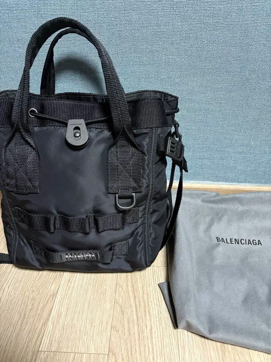 Amazon.co.jp: トリビュート展 大友克洋 AKIRA トートバッグ