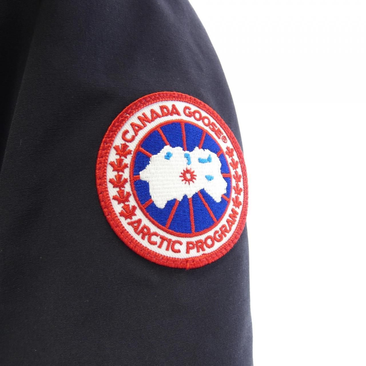 ダウンジャケット