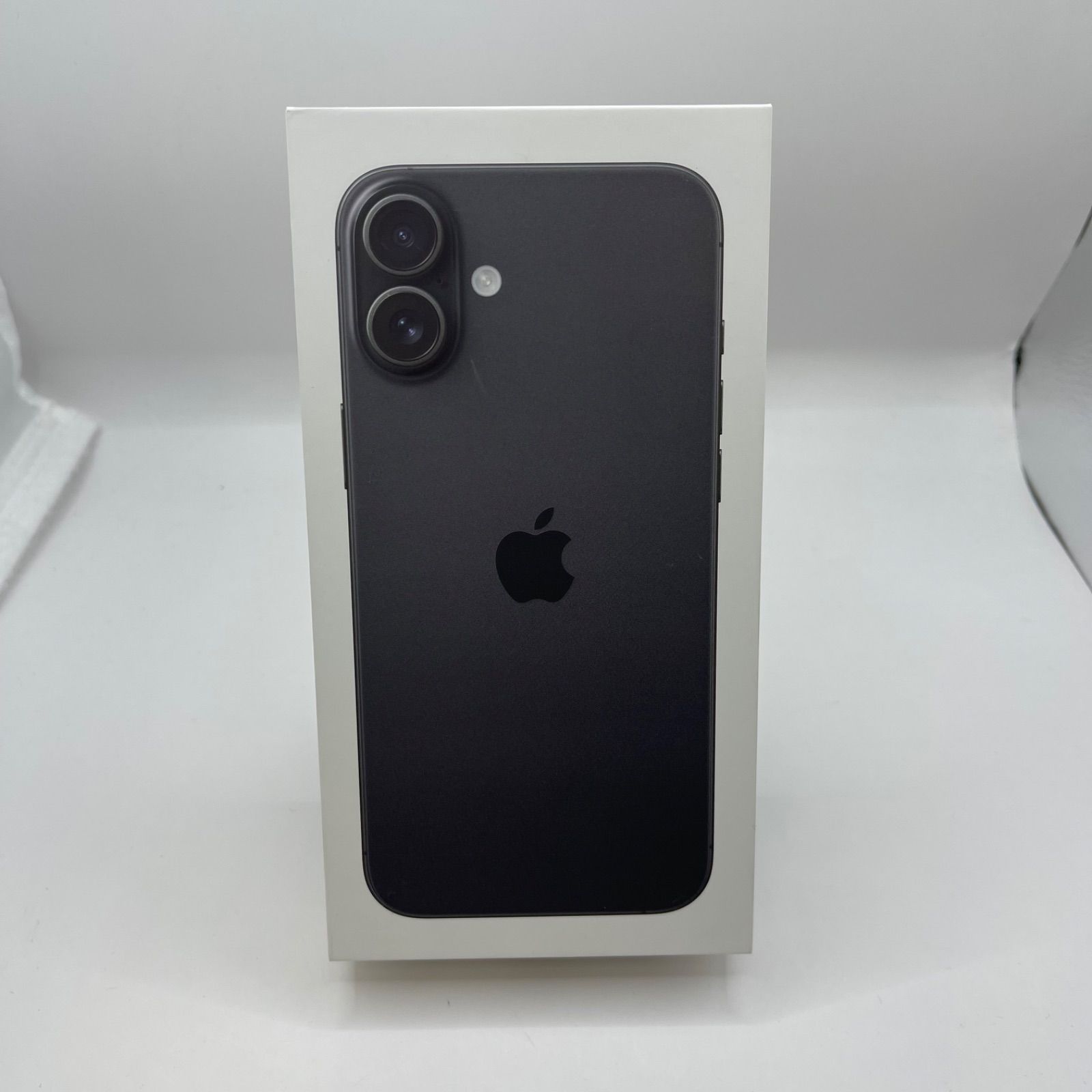 新品 iPhone 16Plus 256GB ブラック