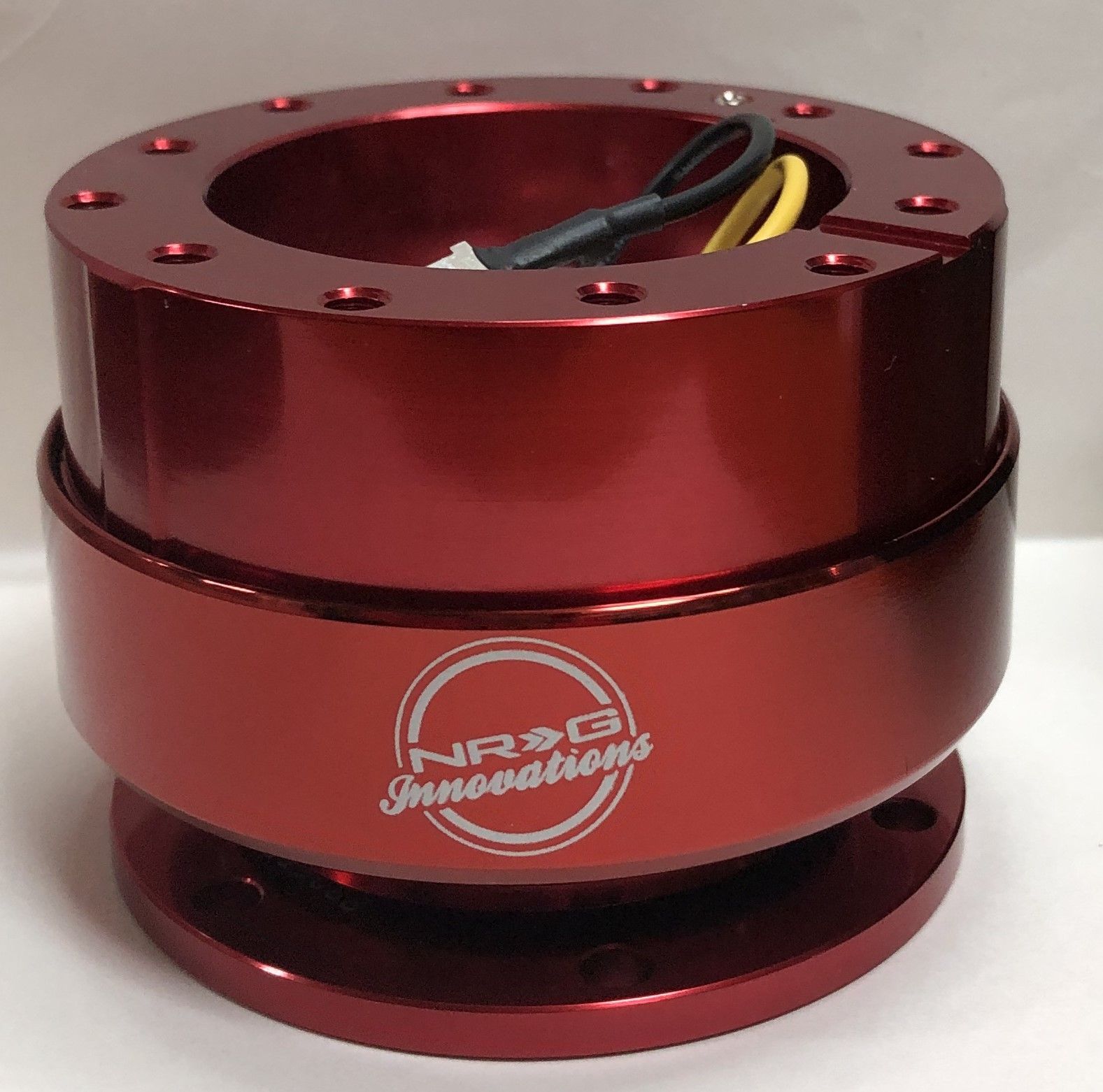 アバルト595 OMP ボス・momoステ・NRGクイックリリース・レバー