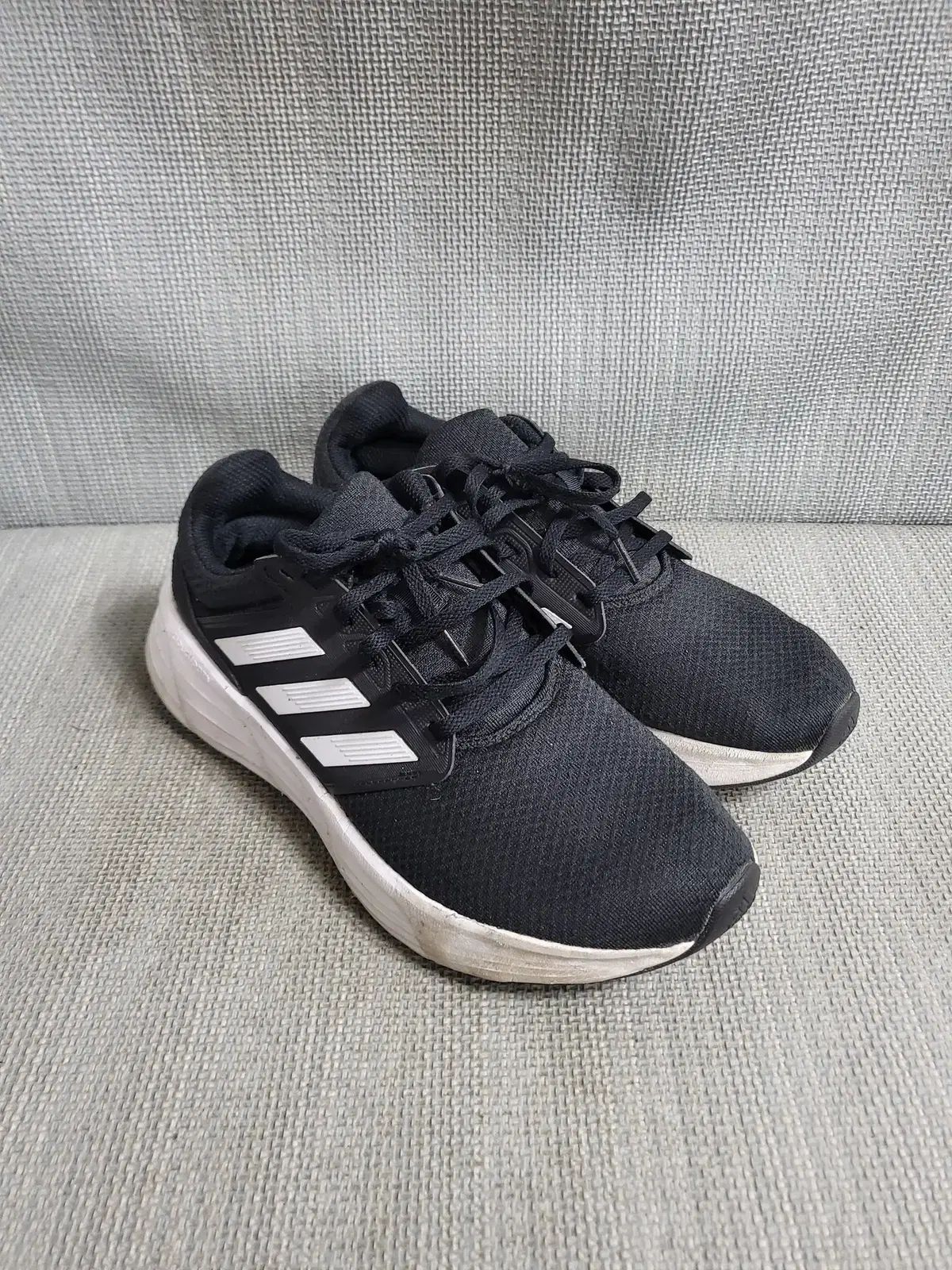 なお adidas(アディダス) ランニングシューズ 260