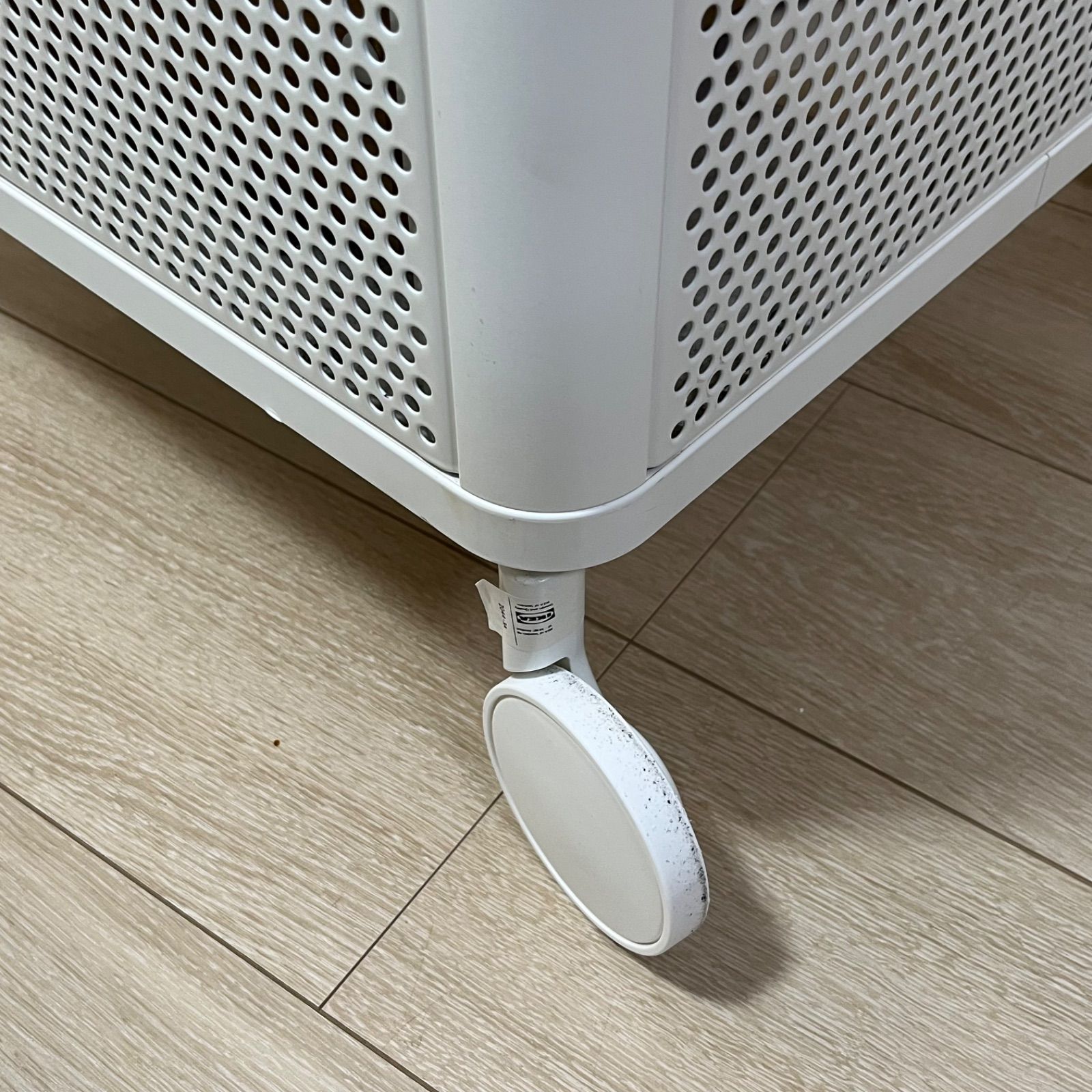 た14 IKEA イケア BEKANT ベカント キャスター付き収納ユニット メッシュ ホワイト キッチンワゴン デスク下収納 デスクワゴン MARWIL-DEMENAGEMENTS_CH