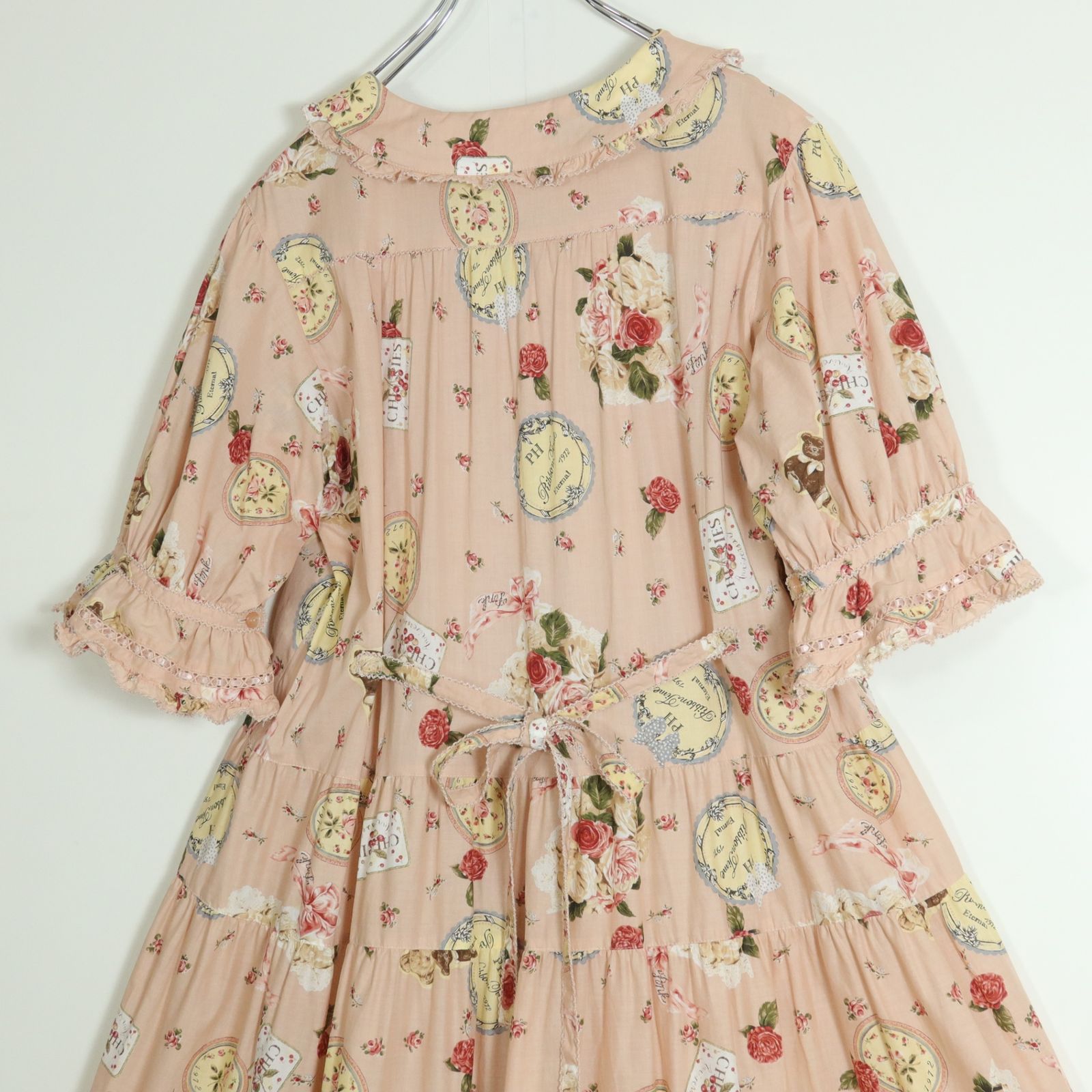 【美品】豪華✨️ ピンクハウス ローズ柄 ワンピース リボン ＆ はしごレース付 極美品】ピンクハウス☆2022春カタログ掲載 ローンワンピース