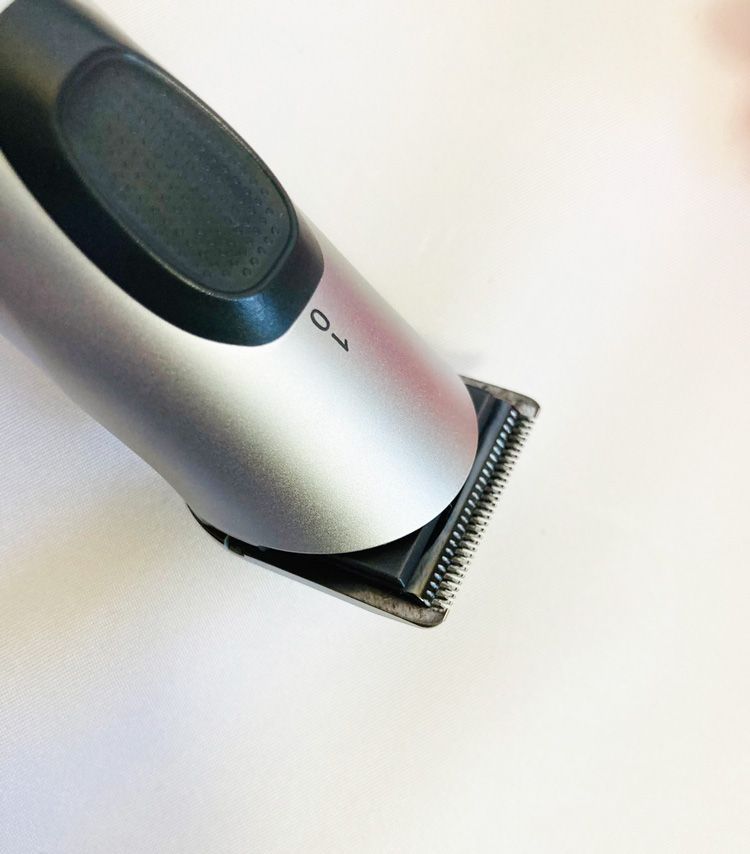 訳あり品🌟WELLA コントゥラ HS62 プロ用トリマー （刃先と充電