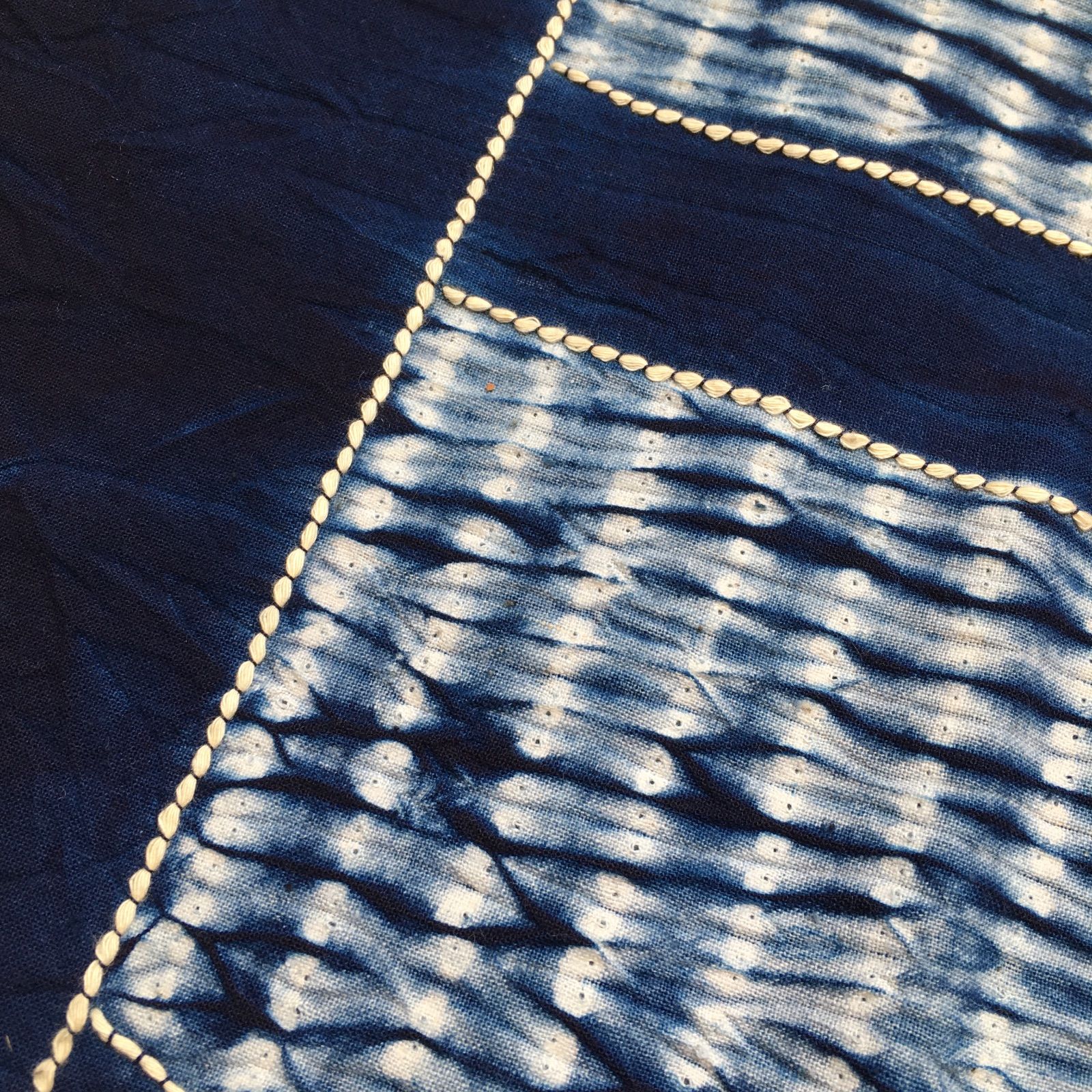 本藍染 手絞り 雲 手染め 手刺繍 風呂敷 雲 マルチクロス 大判