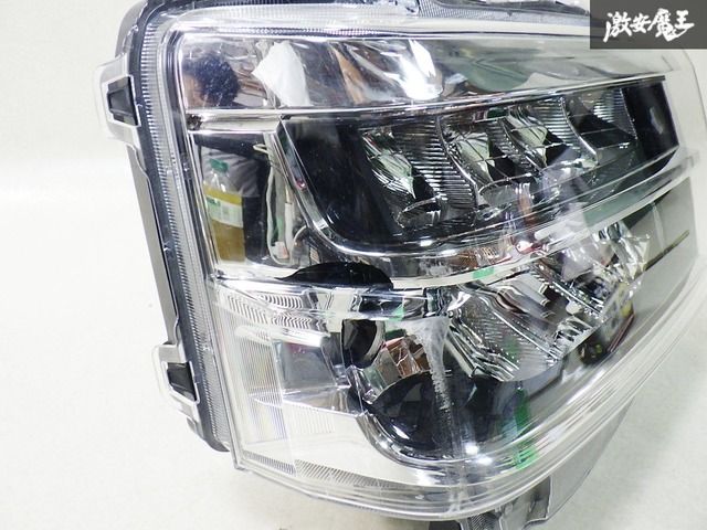 ダイハツ 純正 S700V S710V ハイゼット カーゴ LED ヘッドライト