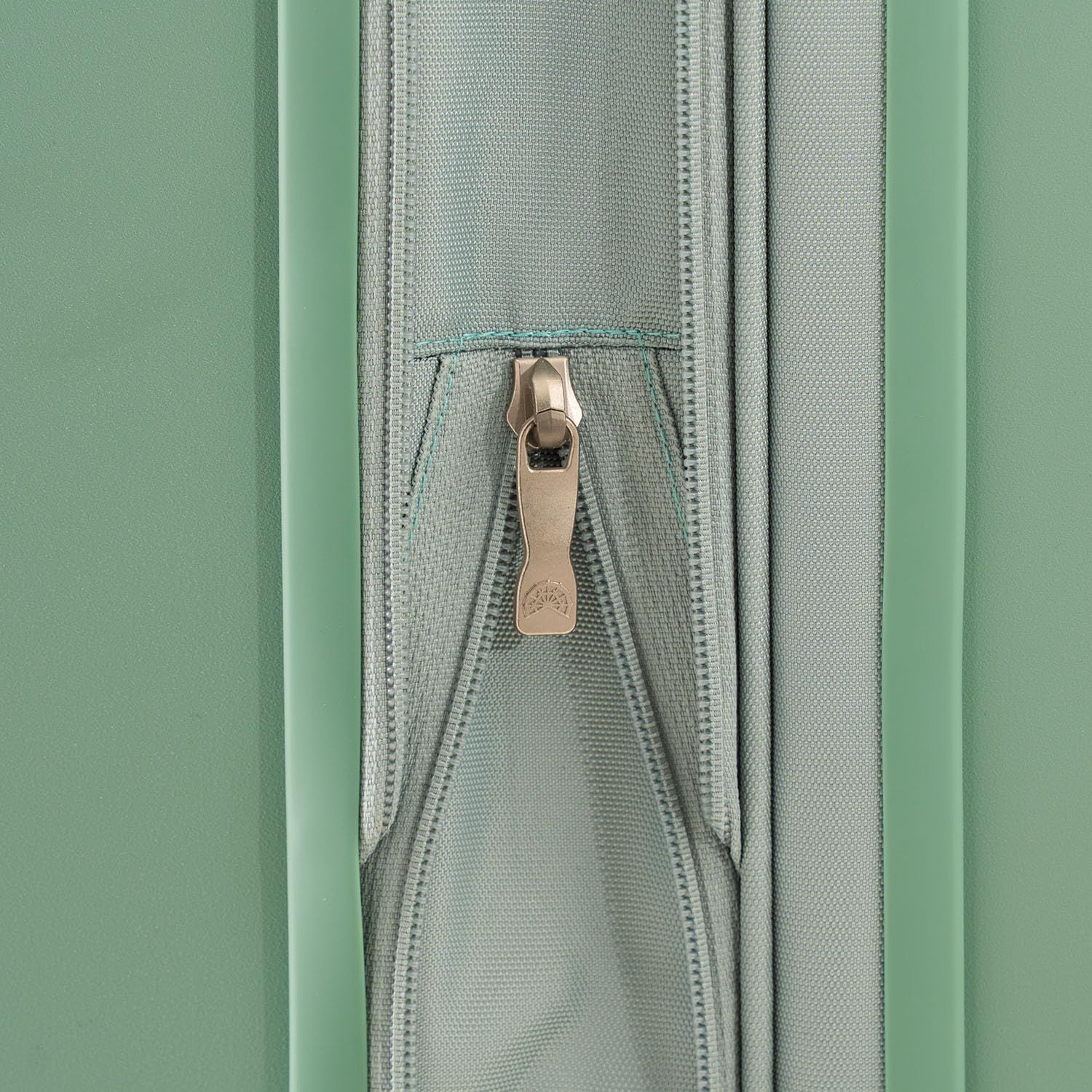 数量 アジア･ラゲージ キャリーケース ドリンクホルダー付きスーツケース