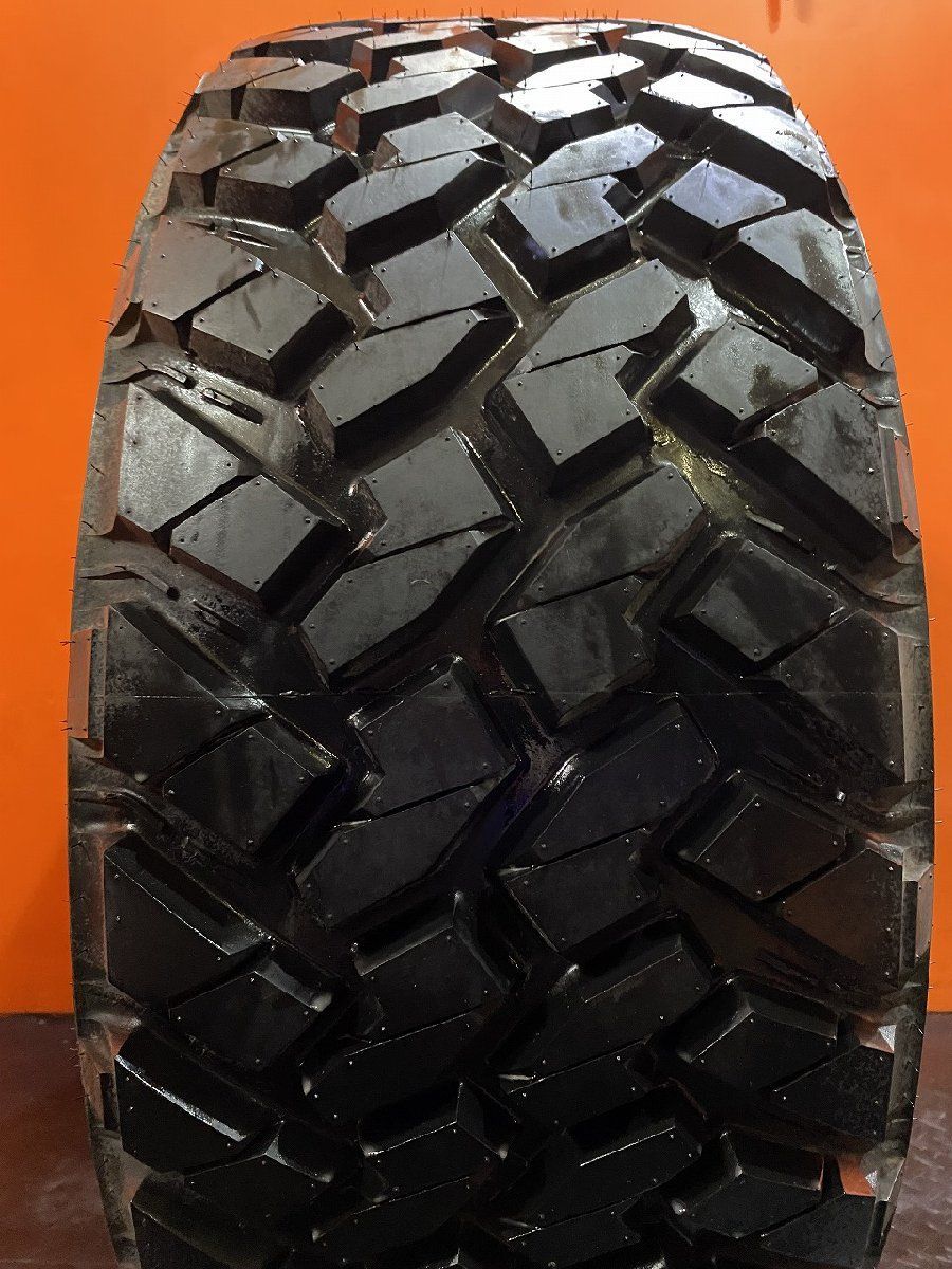 車 【未走行に近い】NITTO TRAIL GRAPPLER LT285/55R22 22インチ 夏 
