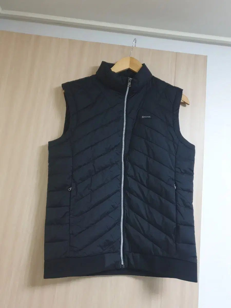 【雷市場（ポンジャン）商品韓国直送】 KOLPING 軽量ダウンベスト