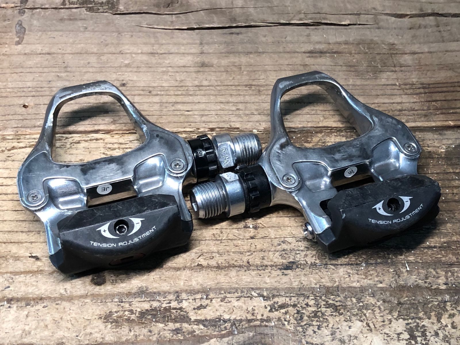 【みーはる‼️】SHIMANO 105 PD5700 ビンディングペダル JF944 シマノ SHIMANO 105 PD-5700 ビンディングペダル SPD-SL