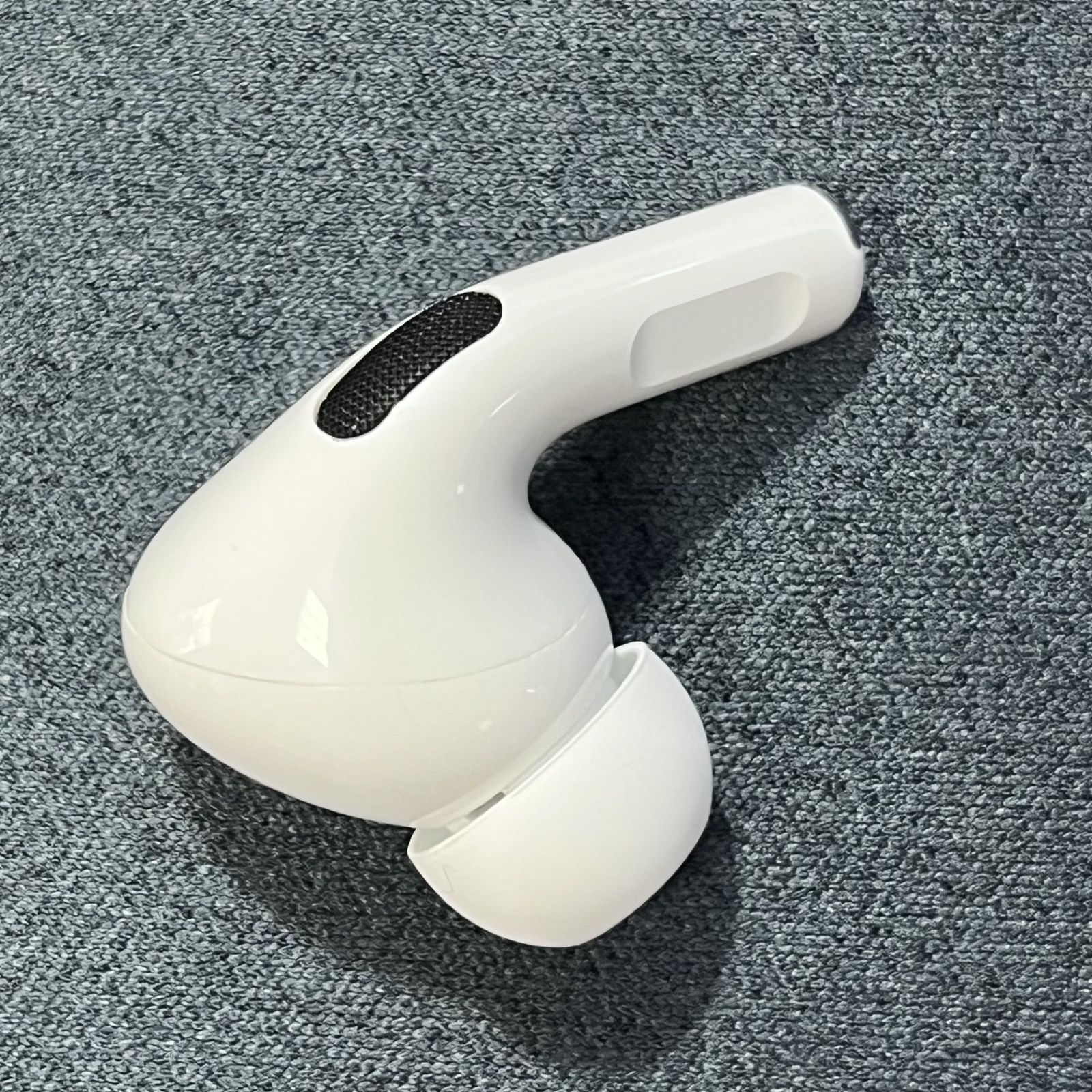 AirPods Pro (第1世代) 左耳（L片耳）のみ 新品 Apple - メルカリ