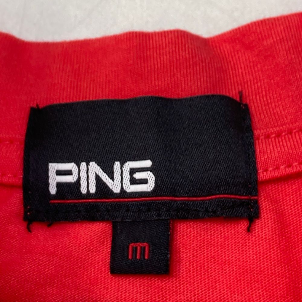2025年最新入荷 サイズ：M PING レッド系 半袖Tシャツ 2023年モデル ピン メンズウェア