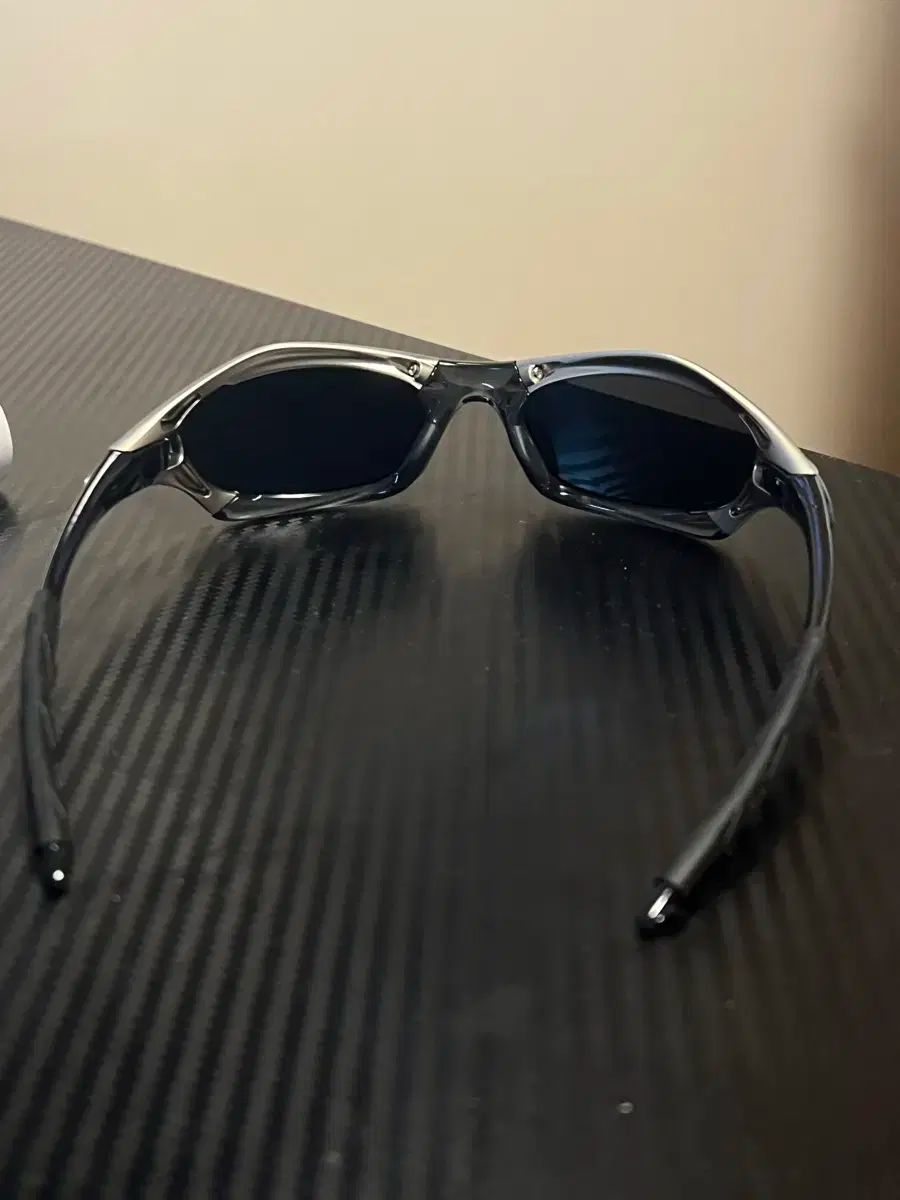 OAKLEY オークリー