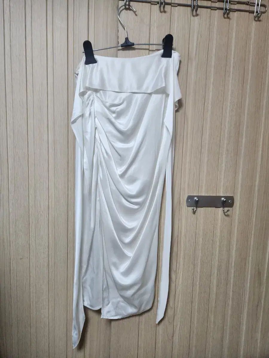 JG ショールーム シルクスカート
