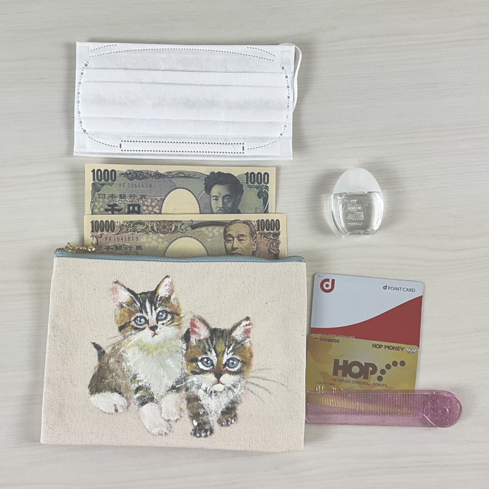 ハンドメイド ポーチ　アメリカンショートヘア　猫2匹　子猫　財布　小銭入れ　カードケース　化粧ポーチ　マスクケース　おくすり手帳入れ お洒落 かわいい イラスト 一点物　オリジナル　帆布　キャンバス　手描き　301