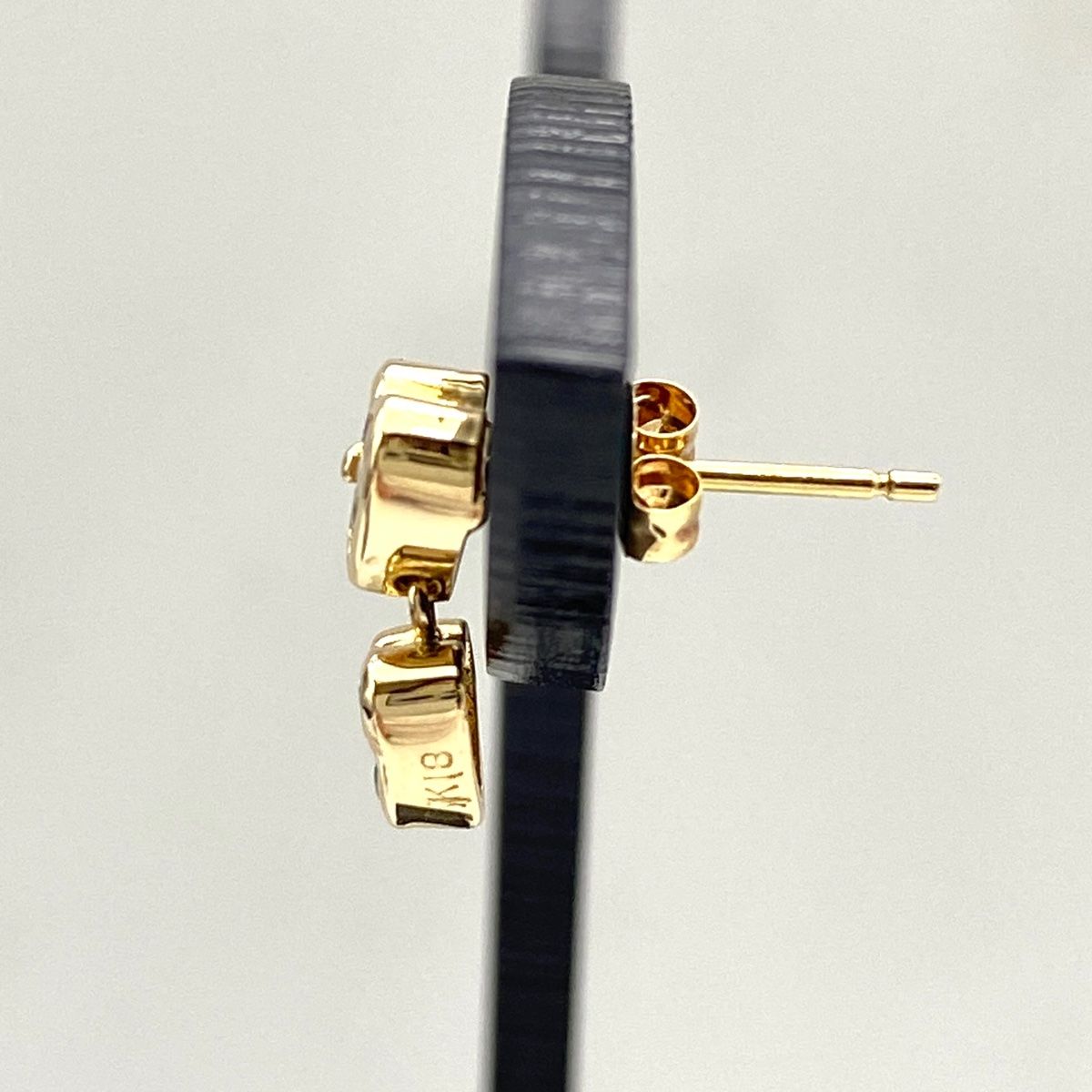 ハートモチーフ デザインピアス YG イエローゴールド エメラルド メレダイヤ スイング ピアス K18 エメラルド ダイヤモンド レディース