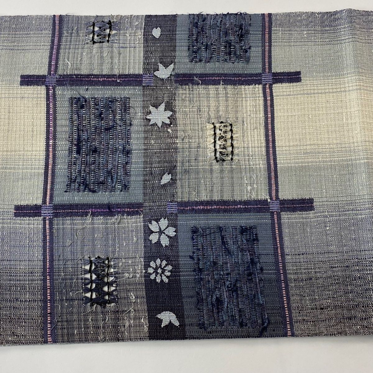 美品】 袋帯 秀品 紬地 やまと 桜 幾何学模様 金糸 青灰色 お太鼓柄