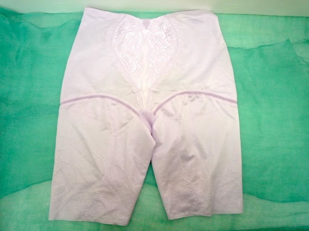 定価31900円 シャンデール ベル 最 補正下着 ロングガードル Size82 ピオニーパープル 立体成形 メッシュテープ ヒップアップ CP7