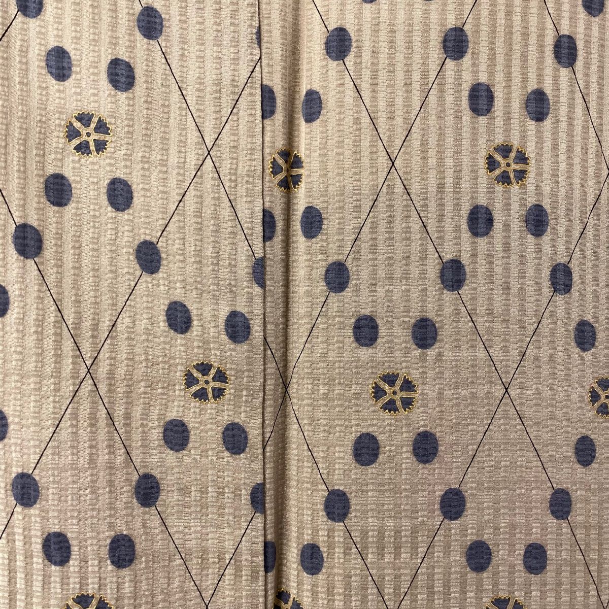 小紋 身丈163.5cm 裄丈66.5cm M 袷 斉藤上太郎 やまと 落款 花 斜め  