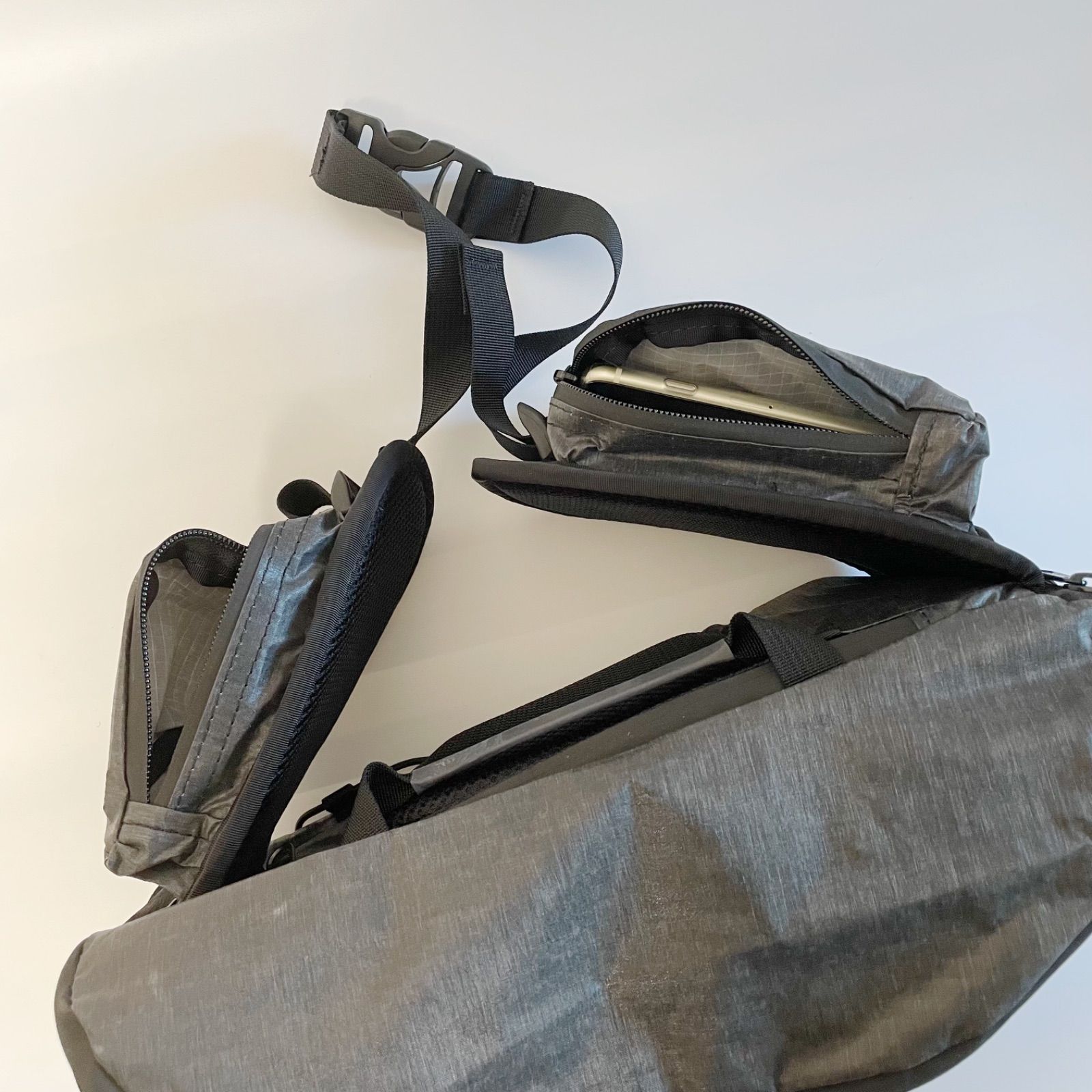 ULA EQUIPMENT BURST - メルカリ