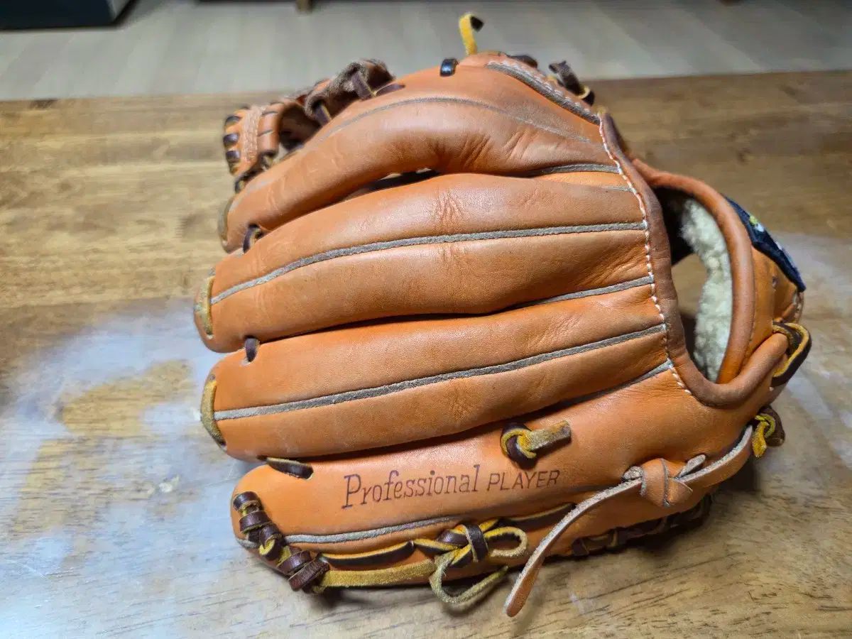 クボタ 旧モデル T9 内野グローブ