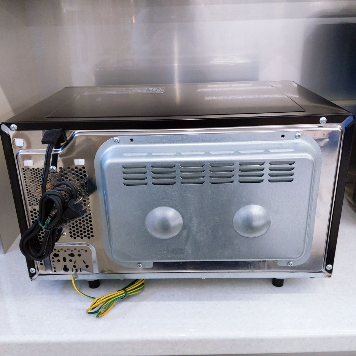 中古品】アイリスオーヤマ オーブンレンジ 18L ヘルツフリー ブラック 中古品】アイリスオーヤマ オーブンレンジ 18L ヘルツフリー ブラック