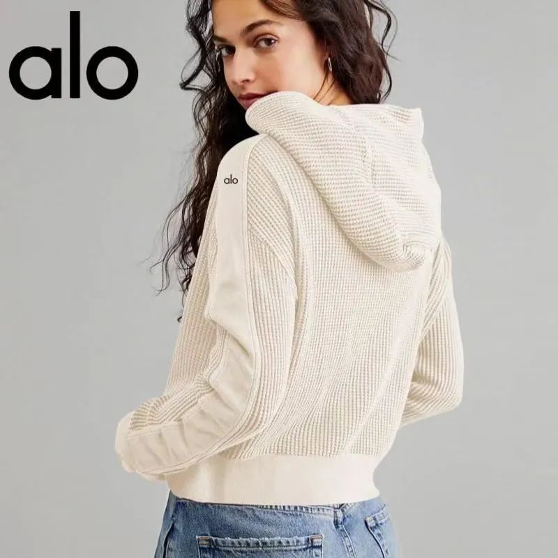 alo フーディー　ジップアップ　パーカー　ショート丈 alo フーディージップアップパーカーショート丈