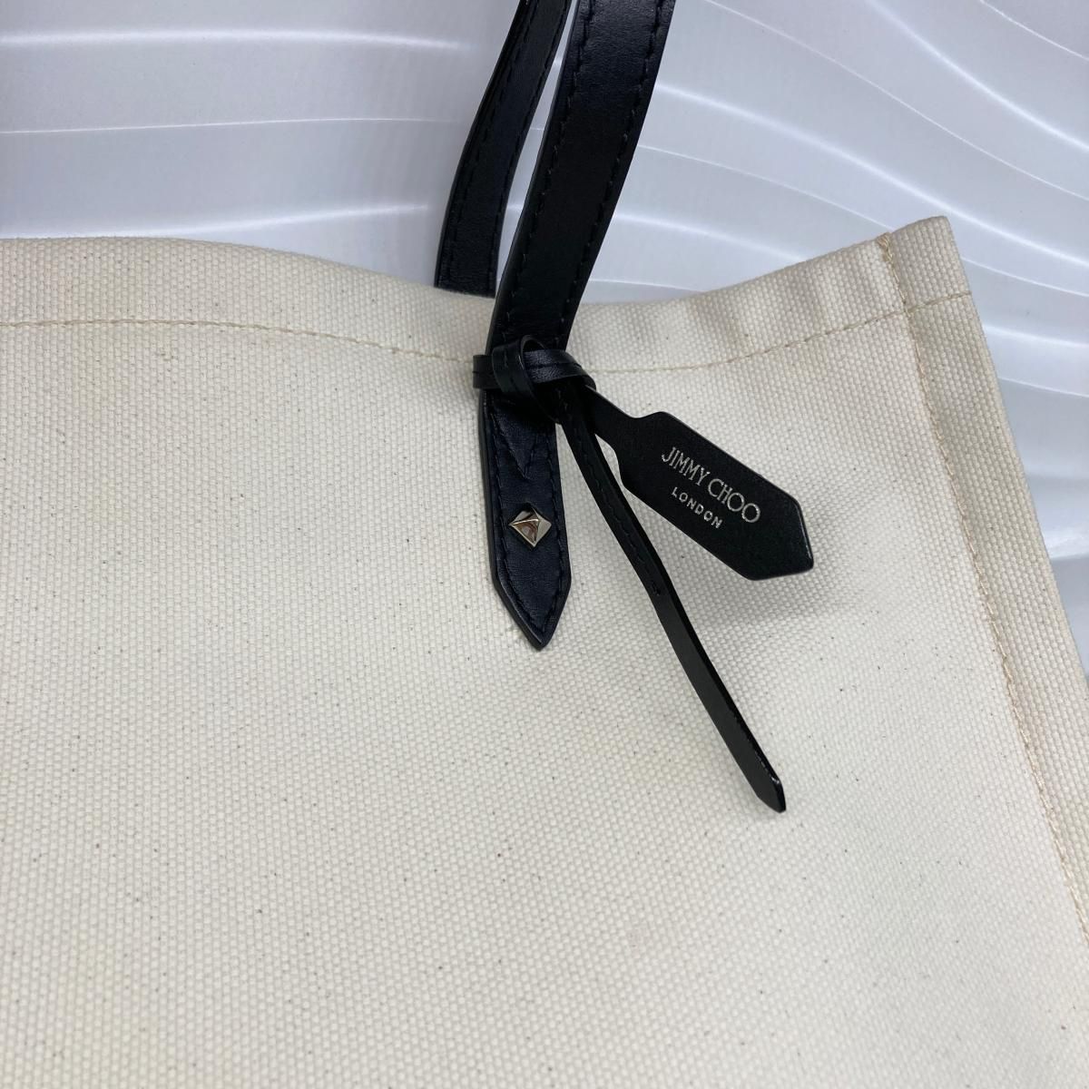 JIMMY CHOO キャンバストートバッグ ホワイト 中古】 JIMMY CHOO （ジミーチュー） ﾛｺﾞ ｷｬﾝﾊﾞｽ ﾄｰﾄﾊﾞｯｸﾞ