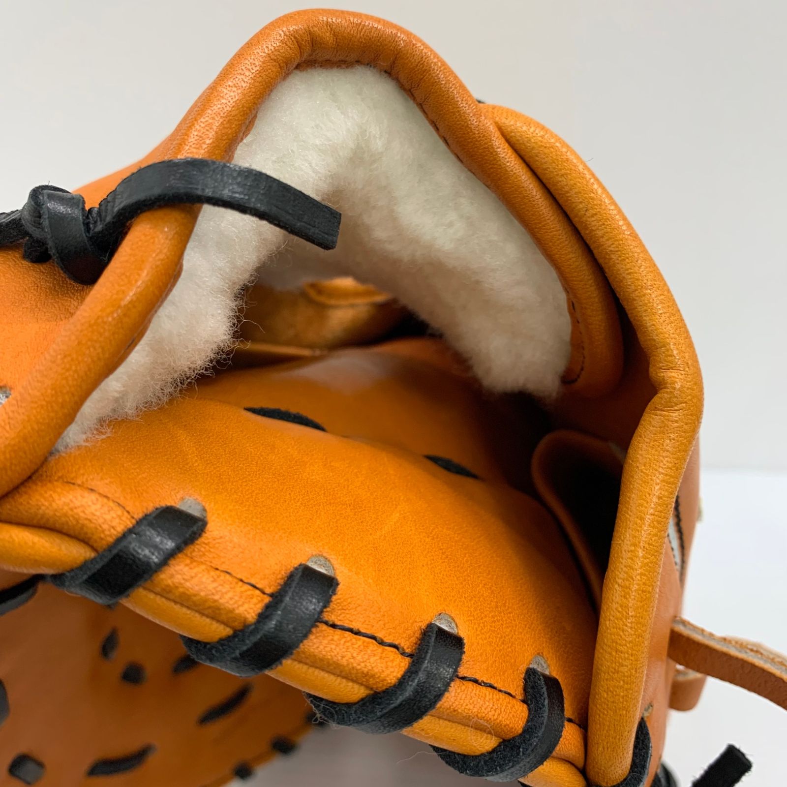 ウィルソン Wilson ウィルソンスタッフ 硬式 ファーストミット WTAHWE36D 3387 ウィルソン Wilson ウィルソンスタッフ 硬式 ファーストミット