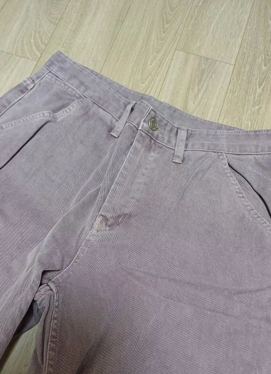 紫 パンツ