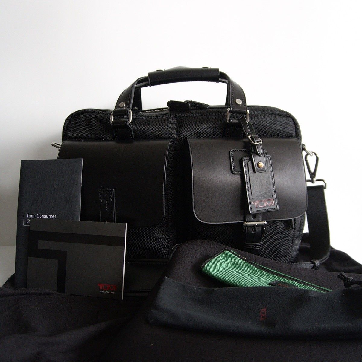 【極美品】TUMI トゥミ 【24210D/タウンハウス 2way ブリーフケース】ブラック ショルダー ビジネス バッグ s2509014 極美品】TUMI トゥミ 【24210D/タウンハウス 2way ブリーフケース