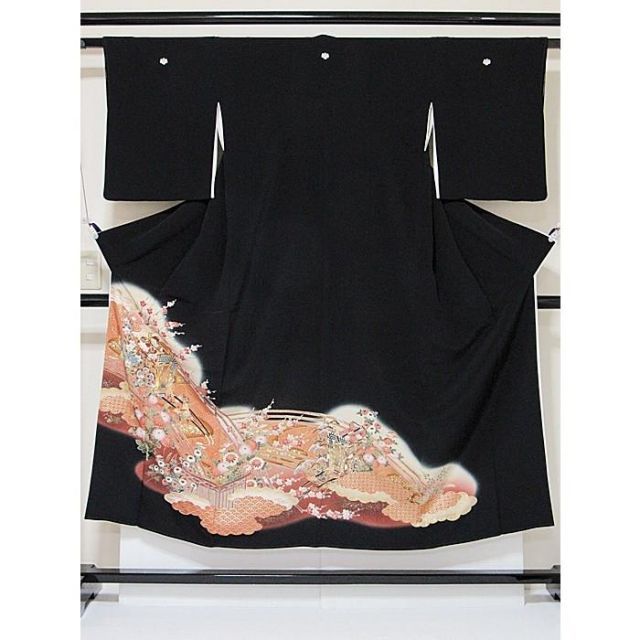 黒留袖 正絹一越 比翼(化繊) 刺繍(金駒) 御所車に吉祥花 148cm前後  