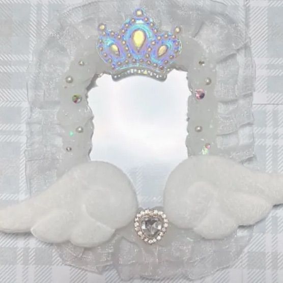 現品販売 デコ硬質ケース アイボリー×黒チェック 天使のはね B7サイズ デコ硬質ケースNo.171 ♡現品販売♡ デコ硬質ケース 水色×チェック メイド