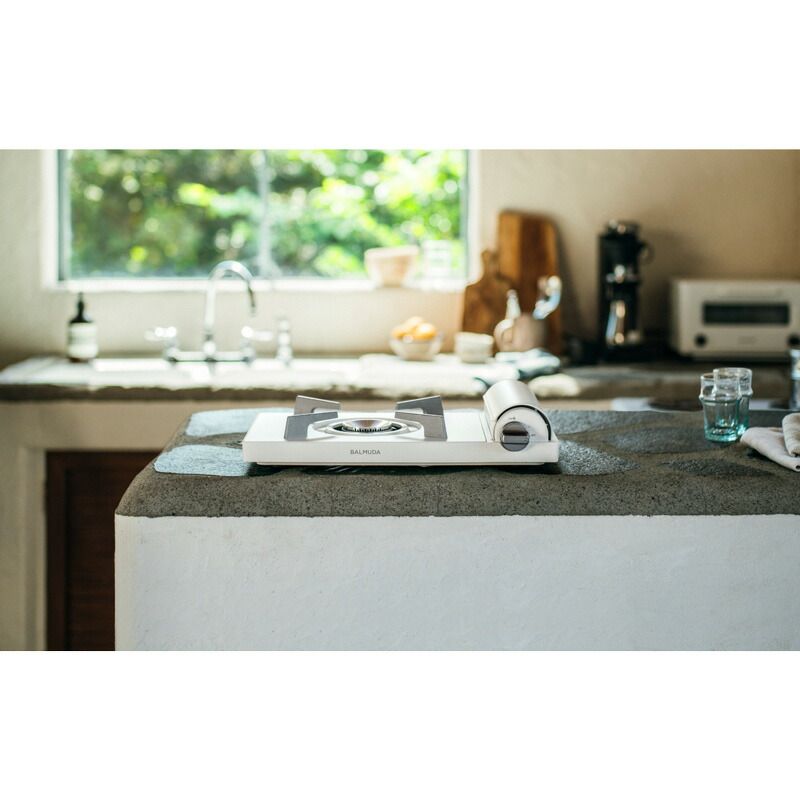 バルミューダ カセットコンロ ホワイト 新品未使用 バルミューダ Table Stove KGS01JP-WH [ホワイト] 価格比較 - 価格. バルミューダ テーブルストーブ　ホワイト　KGS01JP-WH　新品未開封