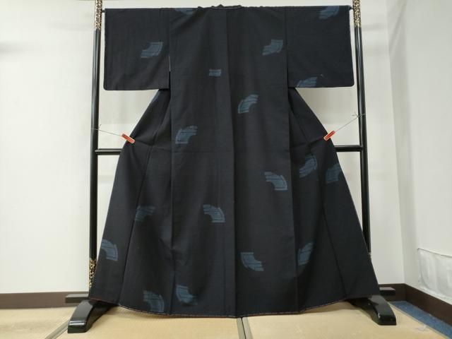 kai♡正絹　吉祥模様　結城紬 楽天市場】【新品】結城紬 着物 正絹 袷 小倉商店 80亀甲 黒紫