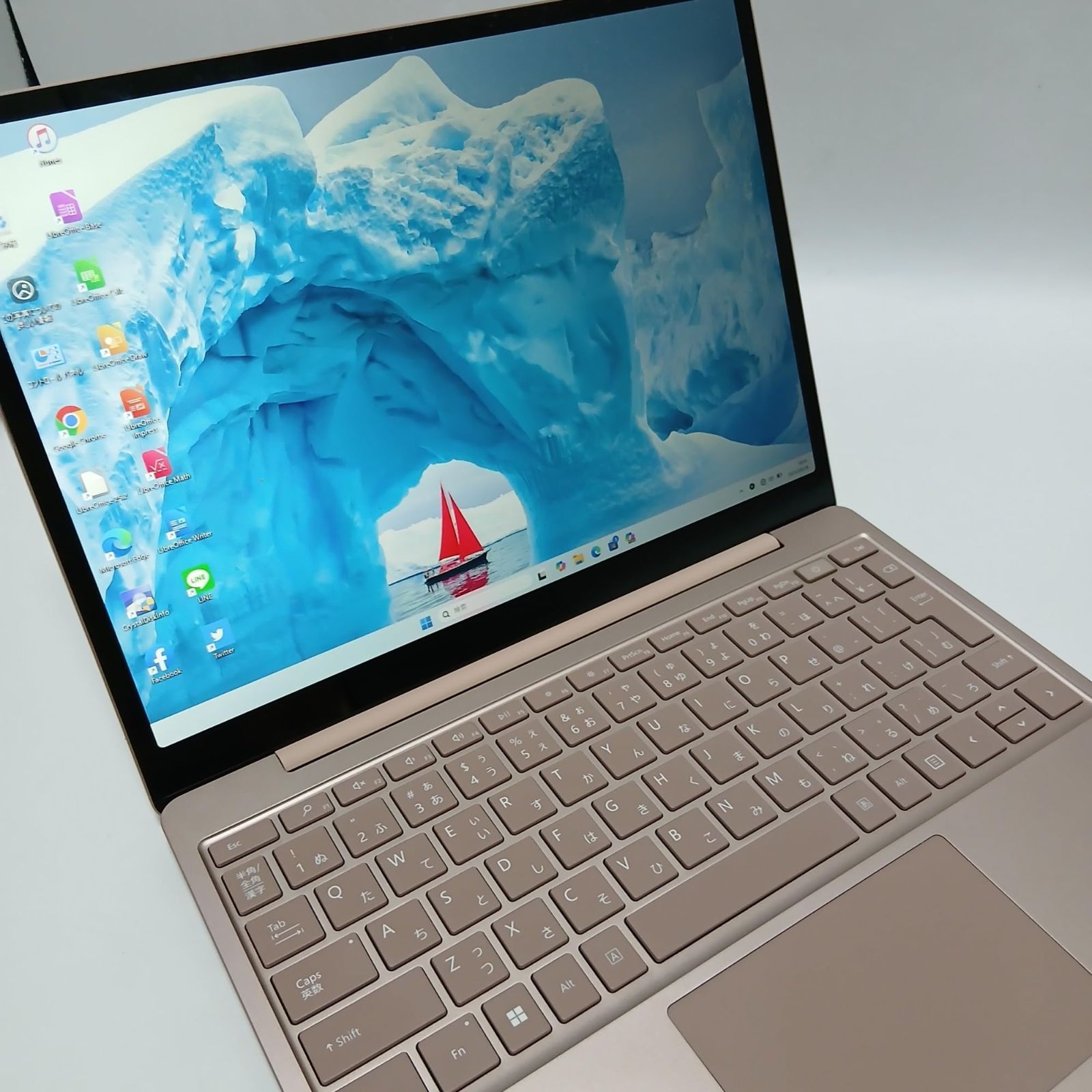 2021搭載 12.4インチ