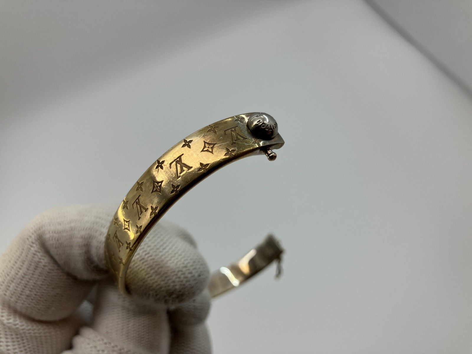 ルイヴィトン カフ ナノグラム バングル Sサイズ M00253 GP ゴールド金具 ブレスレット イタリア製 ルイヴィトン カフ ナノグラム バングル Sサイズ M00253 GP ゴールド