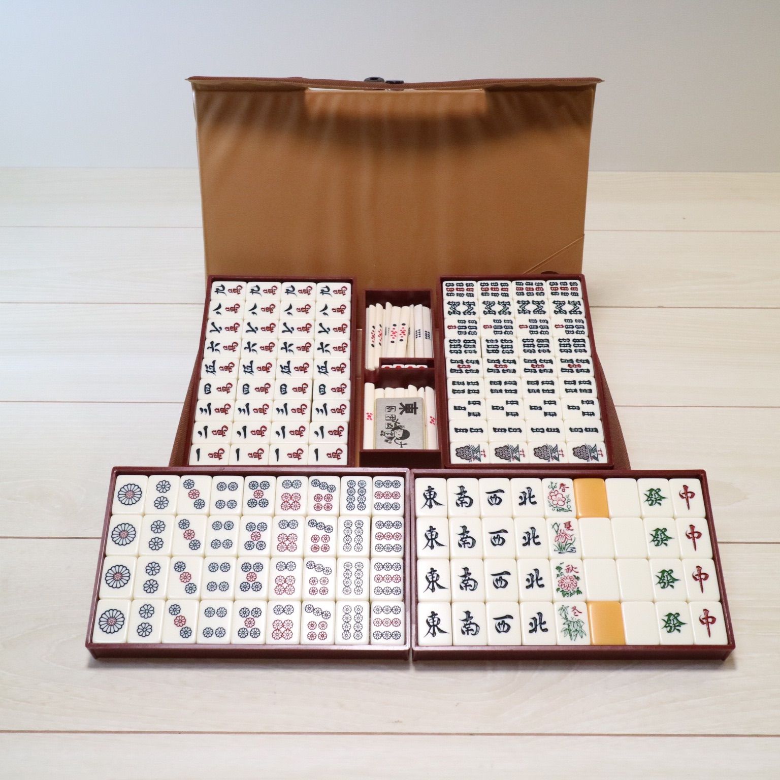 【希少品】麻雀牌 任天堂 菊寿牌 希少】任天堂 菊寿牌 ニンテンドウ ニンテンドー Nintendo 麻雀