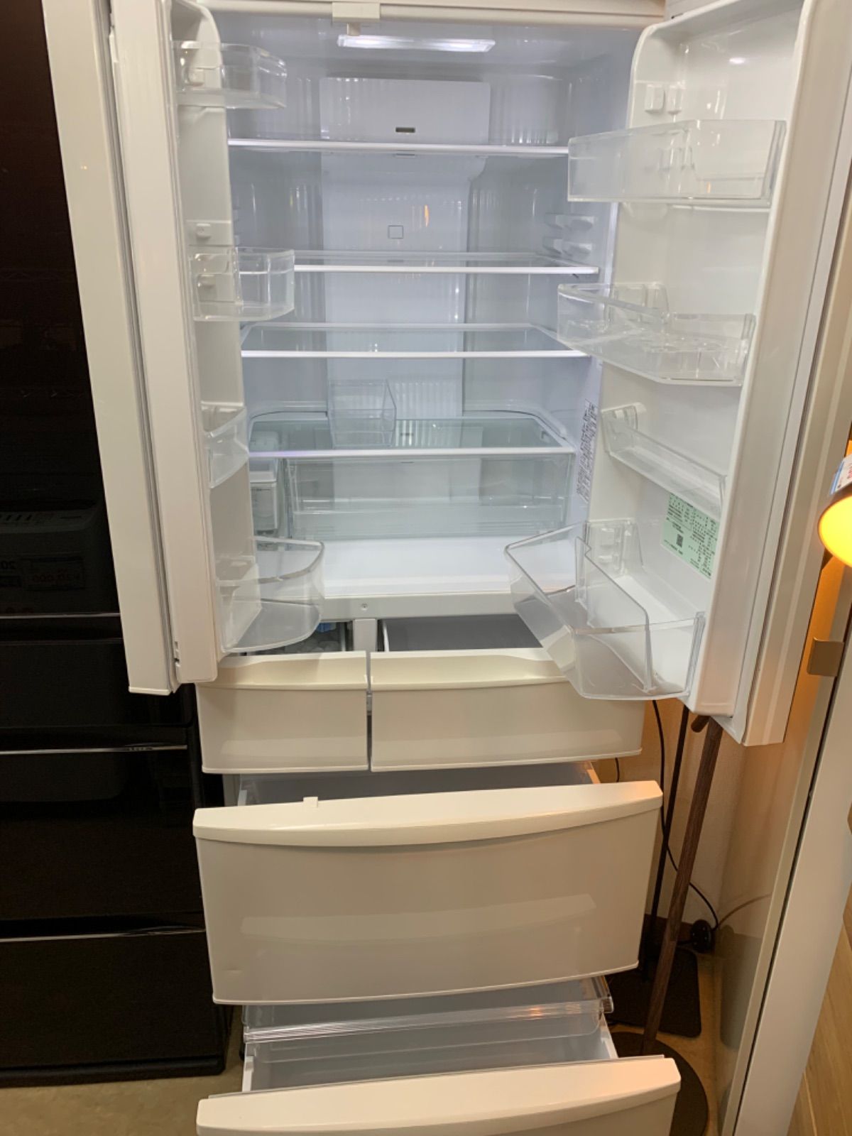 ◇Panasonic 冷蔵庫 451L 5枚扉 ホワイト 観音開き NR-FV45S3-W